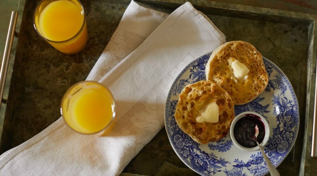 English muffins and orange juice